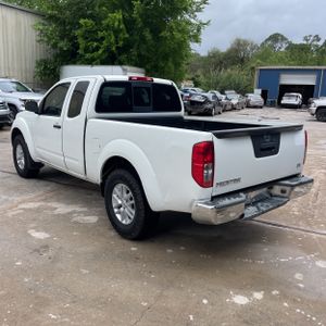 NISSAN FRONTIER SV-I4 - 5