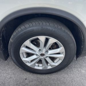 2016 Nissan ROGUE SV — миниатюра 20