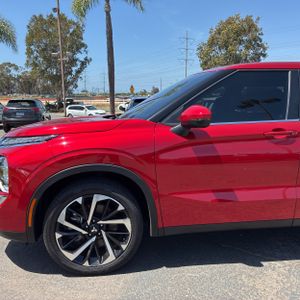 MITSUBISHI OUTLANDER SE 2.5 2WD - 2