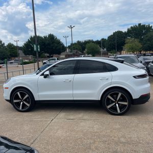 PORSCHE CAYENNE COUPE - 3