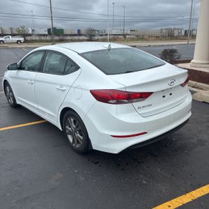 HYUNDAI ELANTRA SEL - 5