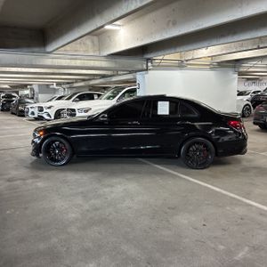 صورة 3 لـ 2016 Mercedes-BENZ C 300