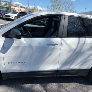 CHEVROLET EQUINOX LS - 3