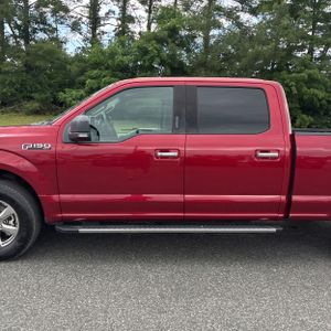 FORD F-150 XLT - 4