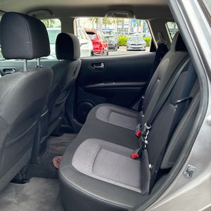 2011 Nissan ROGUE SV 照片 32