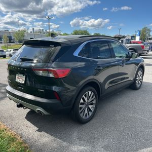 FORD ESCAPE TITANIUM - 8