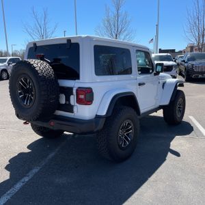 JEEP WRANGLER 2-DOOR RECON 4X4 - 8