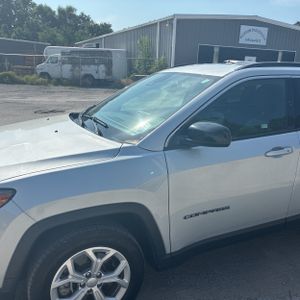 2024 JEEP COMPASS LATITUDE — фото 2
