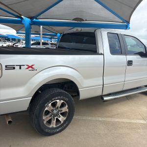 FORD F-150 STX - 9