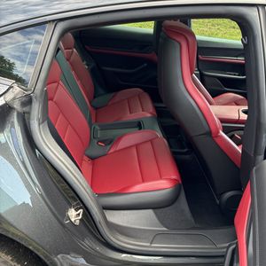 صورة مصغرة 34 لـ 2021 Porsche TAYCAN BASE