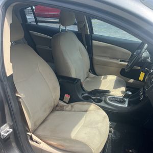 2012 Chrysler 200 TOURING — миниатюра 33