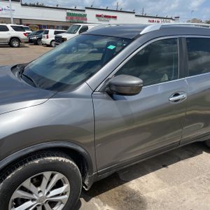 صورة 2 لـ 2016 Nissan ROGUE SV