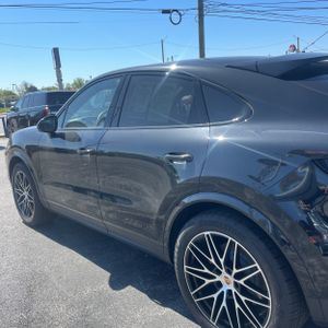 PORSCHE CAYENNE S - 6