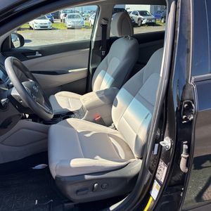 صورة مصغرة 32 لـ 2017 Hyundai TUCSON SE