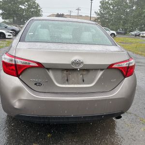2015 Toyota COROLLA LE 照片 6