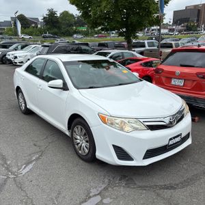 2014 Toyota CAMRY LE 缩略图 12