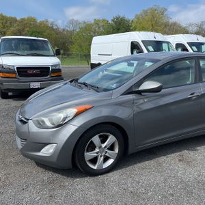 HYUNDAI ELANTRA GLS - 2