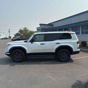 صورة 3 لـ 2025 Lexus GX 550 OVERTRAIL