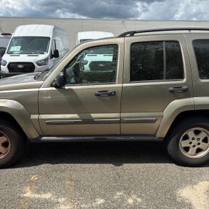 JEEP LIBERTY SPORT - 3