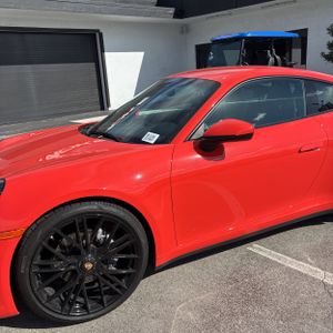 Porsche 911 Carrera - 2