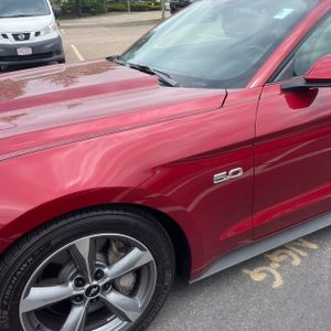 FORD MUSTANG GT PREMIUM - 2