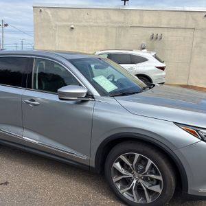 صورة 13 لـ 2023 Acura MDX SH-AWD W/TECH
