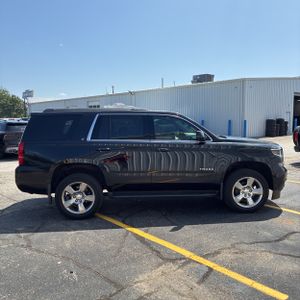 2017 Chevrolet TAHOE LT — фото 10