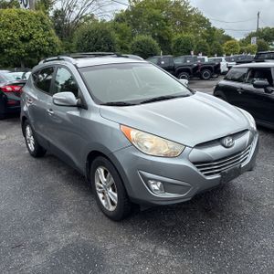 2013 Hyundai TUCSON GLS thumbnail 12