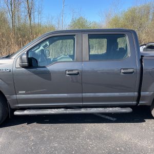 FORD F-150 XL - 4