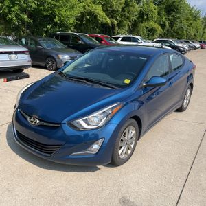 2014 Hyundai ELANTRA SE photo 1
