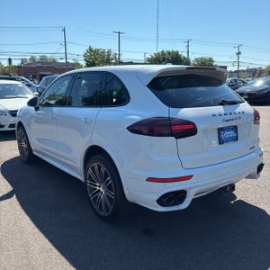 2016 Porsche CAYENNE GTS 照片 5