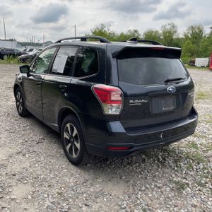 صورة 5 لـ 2017 Subaru FORESTER 2.5I PREMIUM