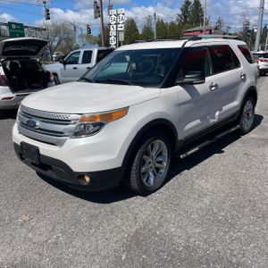 FORD EXPLORER XLT - 1