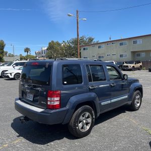 JEEP LIBERTY SPORT - 10