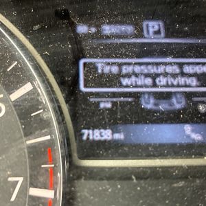 2017 Nissan PATHFINDER SV 缩略图 41