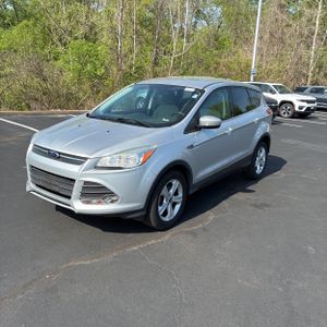 FORD ESCAPE SE - 1