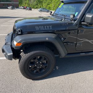 JEEP WRANGLER UNLIMITED WILLYS SPORT - 2