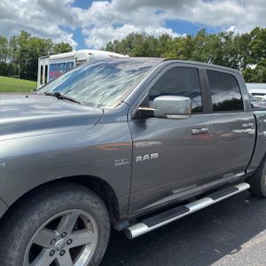 صورة 2 لـ 2009 Dodge RAM 1500 SLT/SPORT/TRX