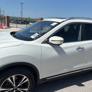 صورة 2 لـ 2018 Nissan ROGUE SL