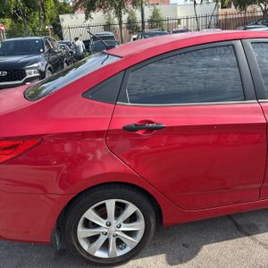 2013 Hyundai ACCENT GLS — фото 9