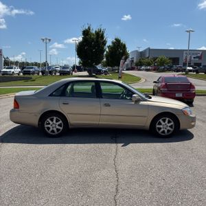 2001 Toyota AVALON XLS — фото 10