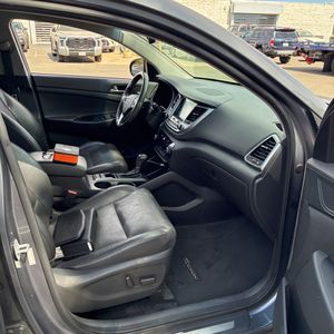 2016 Hyundai TUCSON LIMITED — миниатюра 33