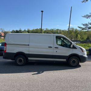FORD TRANSIT 150 - 10