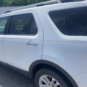 FORD EXPLORER XLT - 6