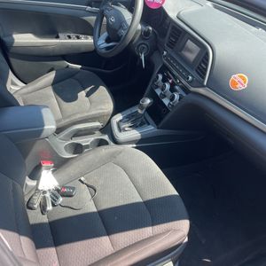 2019 Hyundai ELANTRA SE thumbnail 28