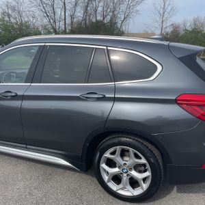 BMW X1 XDRIVE28I - 6