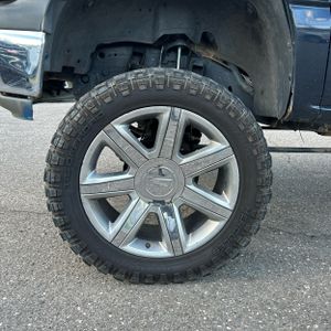صورة مصغرة 17 لـ 2004 Chevrolet TAHOE LS