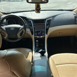 صورة 36 لـ 2011 Hyundai SONATA LIMITED