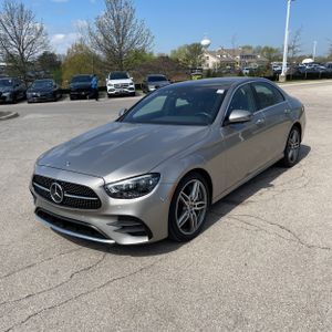 MERCEDES-BENZ E-CLASS - 1