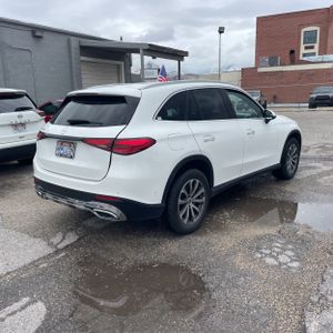 MERCEDES-BENZ GLC - 8